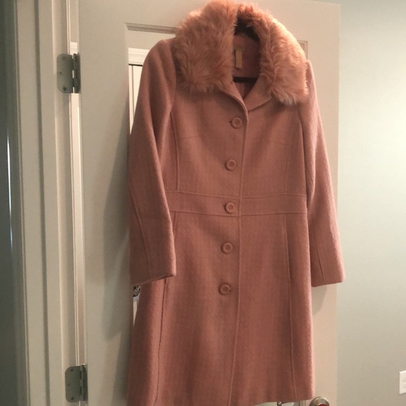 Adorable Pink winter mid length Coat🌸 - Picture 4 of 15